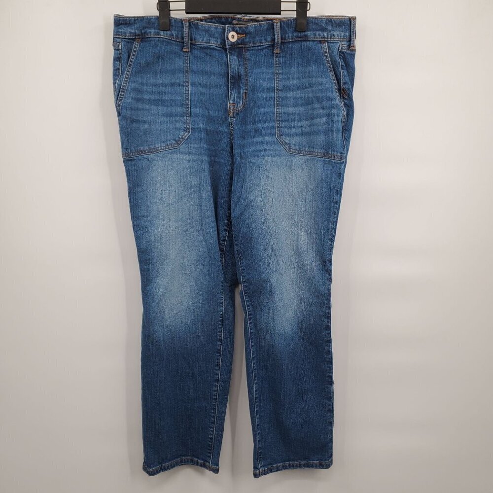 Torrid Mid Rise Faded Wash Jeans Denim Pants Women Size Plus 16R Stretch